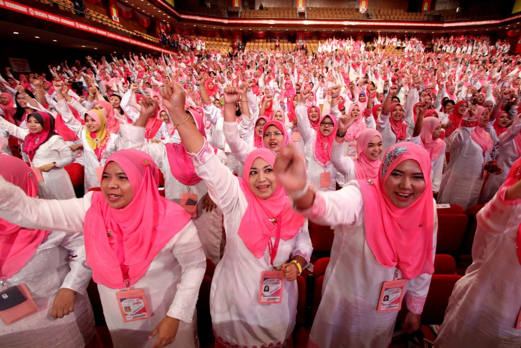 20 Tahun Usia Penubuhan Puteri Umno Terus Kekal Utuh Zahida Umno